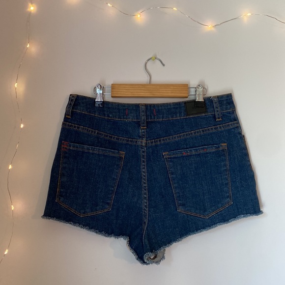 urban outfitters patch shorts - Picture 2 of 4